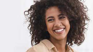 Many old school bathroom shower heads have a water flow that, falls to a very small area of the head, with high pressure. Cold Water Myths That Do And Don T Work For Your Hair Hair La Vie