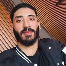 Hey guys I'm struggling with English fluency and I want to find someone to  practice with. I'm a native Russian speaker. I can help you to learn Russian