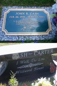 Cash S Grave And The Cash Carter Memorial In Hendersonville Memory Gardens Tennessee Johnny Cash June Carter Cash Johnny Cash June Carter
