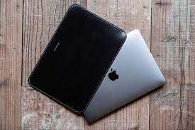 国立商店の 職人が作るレザースリーブ for macbook12インチ ハレカラケ レザー 蜜蝋 マイクロファイバー