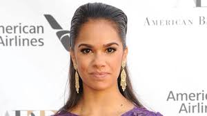 Trending: Trending: Misty Copeland responds with grace after troll  critiques performance