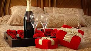 top 10 romantic gift ideas for him