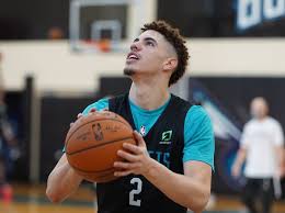 30 января 10:10 данк дня: Lamelo Ball Gets Buzzing Review From Twitter After Preseason Debut