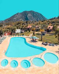 Mit Yoruk Shares Luxury Travel Photos Of London Paris And Amsterdam And Some Part Of Turkey Cool Pools Pool Best Honeymoon Spots