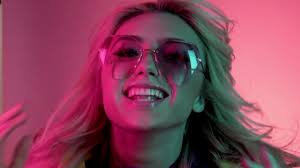 Behind the Scenes: Peyton List MOD Magazine Cover Shoot