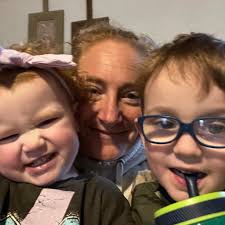 Dog groomers in the area for nail trim and bath?