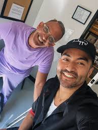 I've had so much love poured onto me this week it's overwhelming. I knew I  was getting this ankle surgery and I knew I needed help. My sister and my  best friends