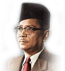 Istimewa untuk mengingati semula perjuangan dan sumbangan beliau kepada tanah air tercinta, hari ini kami akan kongsikan biodata dan sejarah tunku abdul rahman. About Tunku Abdul Rahman Yayasan Tunku Abdul Rahman