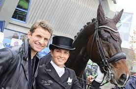 Ihre erste dressur der schweren klasse gewann lisa müller mitte des jahres 2012. Training Bei Isabell Werth Lisa Muller Bekommt Neues Dressurpferd Namens Copernico Sport Stuttgarter Nachrichten