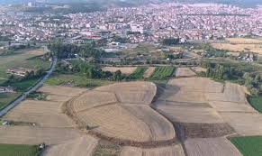 The region of kütahya has large areas of gentle slopes with agricultural land culminating in high mountain ridges to the north and west. Fvhh7pdyhpumem