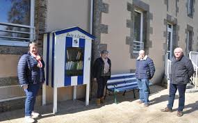 Romans, beaux livres, livres d'art, bd, mangas, déco, cuisine, livres pour enfants, albums,. Saint Martin Des Pres Une Boite A Livres Installee Au Petit Castel Saint Brieuc Maville Com