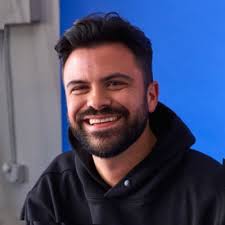 I'm at LinkedIn Learning HQ filming my new course about engineering  communication this week! It's so fun to be back here after 6 years. And  this time it's not just my voice