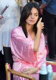 Kendall Jenner Without Makeup Kendall Jenner No Makeup Images 2020 Buy Lehenga Choli Online She was just walking from the car to her friend's. kendall jenner no makeup images 2020