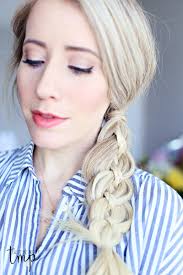 Two 1 yard (.9 m) strands of rexlace = 1 foot ( 30.5 cm) length of stitches/knots. 4 Strand Braid Tutorial Twist Me Pretty