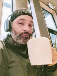 COLD OUT HERE IN DETROIT...CUP OF COFFEE AND MANY BLESSINGS TO Y'ALL 💯