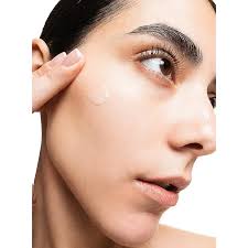 Ser Iluminator Allies of Skin cu Acid Tranexamic si Arbutin