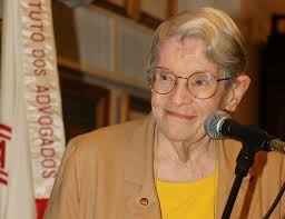 IAB reúne entidades da sociedade civil e divulga manifesto contra ataques à  democracia