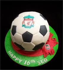 Made using chocolate cupcakes, this cake requires no slicing and serving—simply pull off a cupcake and dive in. Liverpool Football Cake