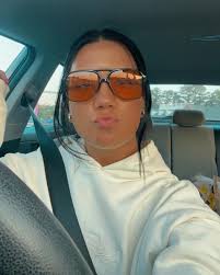 Autumn Bennett (@jellyrolll) • Instagram photos and videos