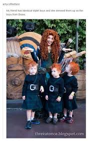 Epingle Par Tia Sur Deguisements Sympas Deguisements Disney Disney Cosplay Costumes De Noel