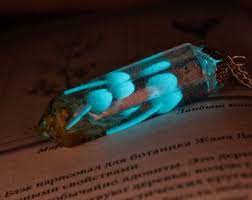 glow in the dark necklace glowing necklace crystal point necklace real flowers necklace ペンダント ネックレス 長さ ハンドメイド