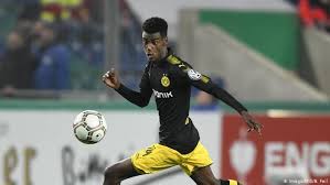 Both bvb and the player himself are convinced that. Borussia Dortmund S Alexander Isak Takes His Chance Sports German Football And Major International Sports News Dw 25 10 2017