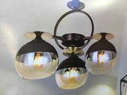 Bunga bonsai bercahaya dapat dijadikan sebagai bunga hias ruang tamu, bunga hias meja, bunga hias kamar, juga dapat di fungsikan sebagai lampu tidur yang indah dan romantis. Harga Lampu Hias Gantung Kamar