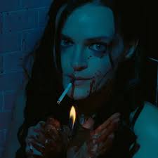 I Live Here Now Review: Slick Horror Homage