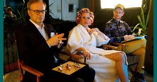 22,074 likes · 4,891 talking about this. Nina Proll Mit Lockenwicklern Im Neuen Pearle Tv Spot Pearle Osterreich