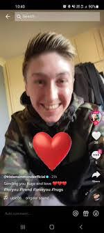 Violet Thorne's Instagram, Twitter & Facebook