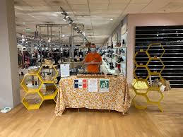 Biocoop, premier réseau de magasins bio en france à proposer des produits bio, locaux et de saison, issus du commerce équitable. Mellidor Accueil Facebook