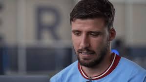 Cris ☺️ — Ask me first (Rúben Dias x Reader)