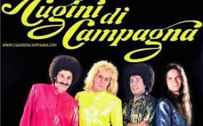 C′è ancora il letto come l'hai lasciato tu. Dopo Vent Anni Nick Luciani Il Biondo Con La Voce Da Castrato Molla I Cugini Di Campagna Media E Tv