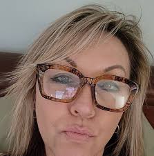 Hi all!!! I was wondering if anyone has reached out to product reps? If so  who/what product and if they covered any portion of your project or  substantial discount or anything?