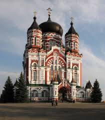 Всего в мире насчитывается около 502 пантелеимоновских храмов. Kiev Panteleimonovskij Zhenskij Monastyr V Feofanii Sobor Pantelejmona