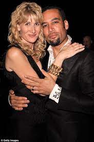 Mother, father, siblings, husband, children. Laura Dern Blindsided By Husband Ben Harper Filing For Divorce Daily Mail Online