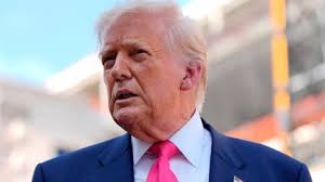 Williamsburg's Hot Karl Lake Getting Pumped