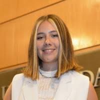 40+ "Abril Bustamante" profiles