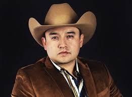 Cornelio Reyna Tercero promociona el álbum 'La misma camisa'