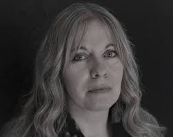 Amazon.com: Bad Sister: An absolutely gripping thriller: 9780008276317:  Carrington, Sam: Books