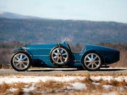 Is This The Most Beautiful French Car Ever Made Bugatti Cars Bugatti Retro Cars