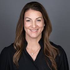 Jewelers Are Finding Creative Solutions to Skyrocketing Gold Prices