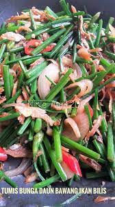 Untuk membuat tempe menjadi masakan lezat, tentunya banyak resepnya. Tumis Bunga Daun Bawang Ikan Bilis By Ninie April Langsungenak Com