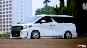 Toyota Alphard Wallpapers Top Free Toyota Alphard Backgrounds Wallpaperaccess