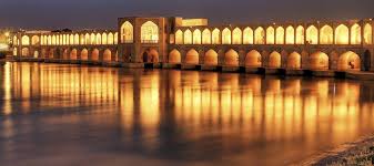 ۶ مورد از جاهای دیدنی اصفهان که حتما باید ببینید! - هومسا