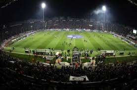 Δεύτερη φορά σερί, εν ώρα εκπομπής, έπεσε ο παρουσιαστής και, μάλιστα , μέσα στο νερό! Toympa Eidhseis Dailythess Eidhseis Apo Th 8essalonikh