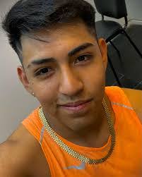 Kevin Toscano's Instagram, Twitter & Facebook