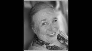 Elizabeth Bova's Instagram, Twitter & Facebook