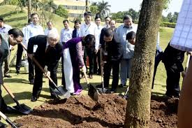 Bài viết về tổng bí thư, chủ tịch nước nguyễn phú trọng. Tá»•ng Bi ThÆ° Nguyá»…n Phu Trá»ng Dá»± Lá»… Khai Giáº£ng NÄƒm Há»c Má»›i Há»c Viá»‡n Nong Nghiá»‡p Viá»‡t Nam