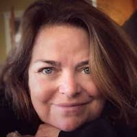 Diane Cawley's Instagram, Twitter & Facebook